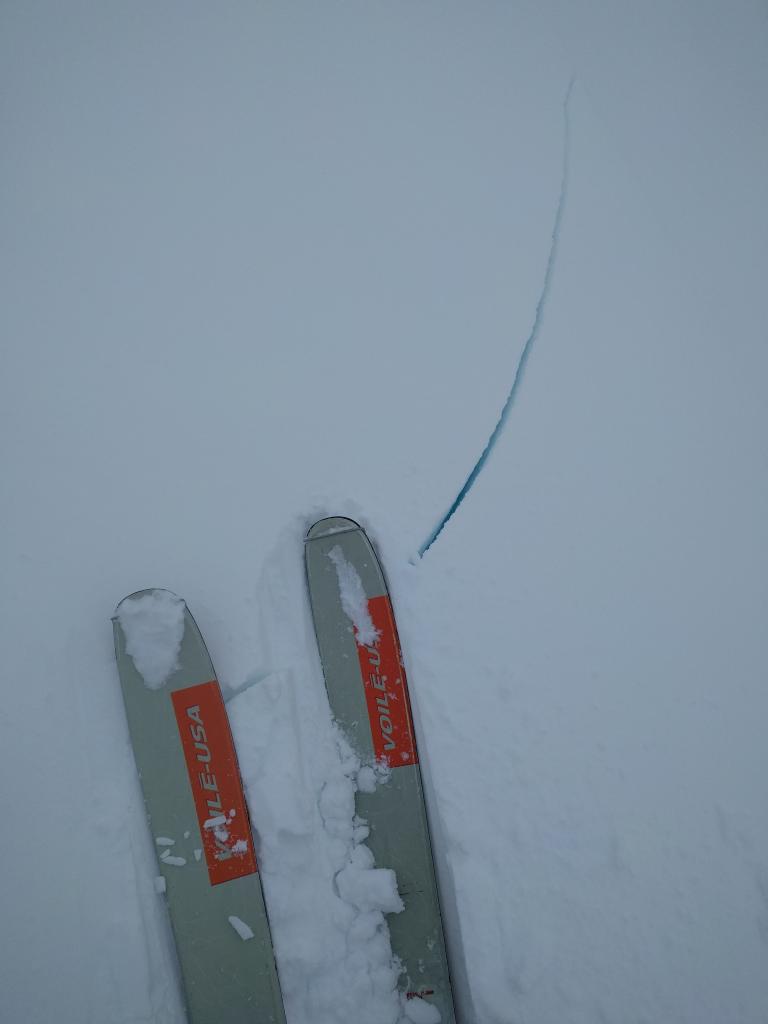  Shooting crack on a <a href="/avalanche-terms/wind-loading" title="The added weight of wind drifted snow." class="lexicon-term">wind loaded</a> test slope 