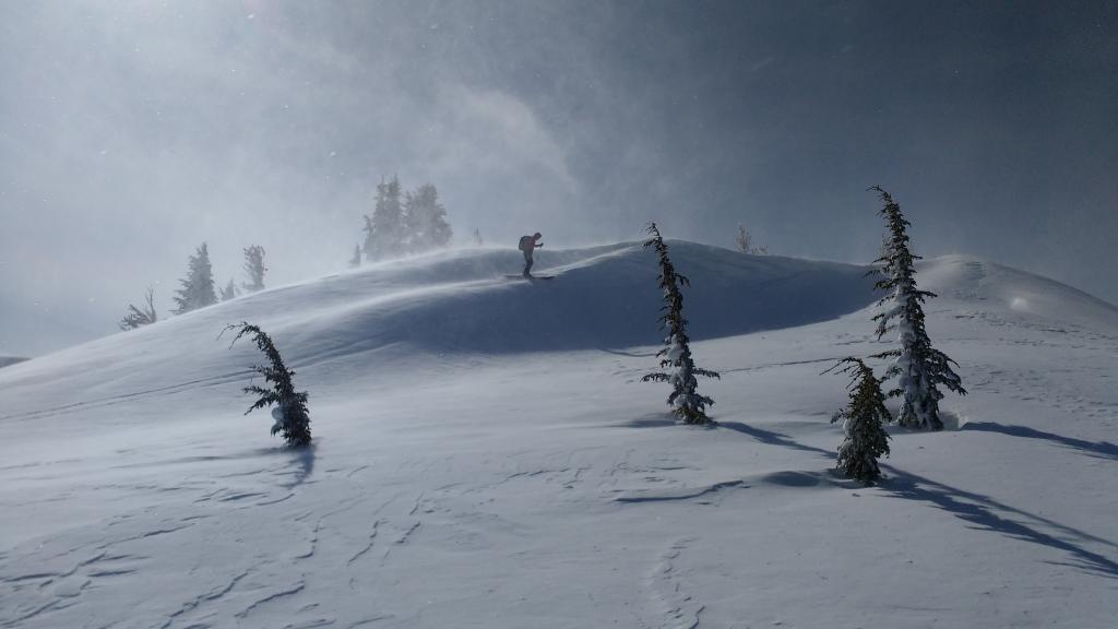  Blowing snow on Carpenter Ridge. 