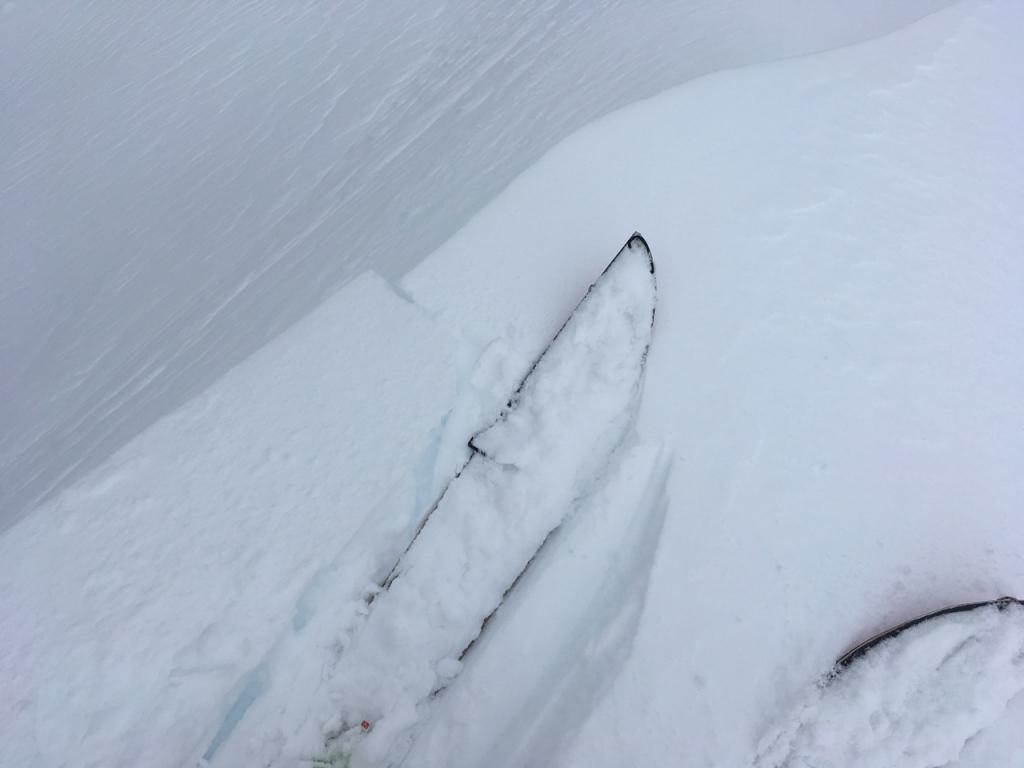  Snow was cracking and behaving cohesively on wind exposed ridges. 