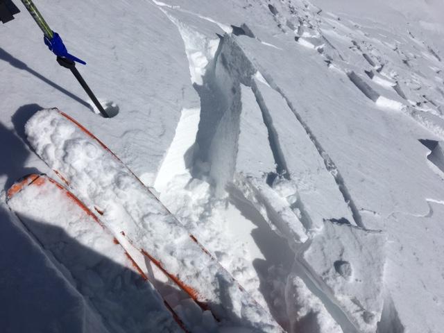  <a href="/avalanche-terms/wind-slab" title="A cohesive layer of snow formed when wind deposits snow onto leeward terrain. Wind slabs are often smooth and rounded and sometimes sound hollow." class="lexicon-term">Wind slabs</a> 8-12&#039;&#039; on E <a href="/avalanche-terms/aspect" title="The compass direction a slope faces (i.e. North, South, East, or West.)" class="lexicon-term">aspects</a>, 9600&#039;. 