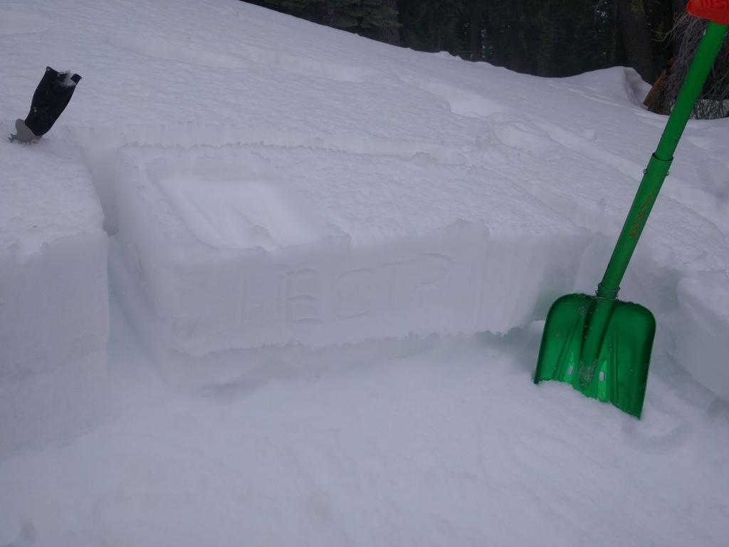  ECTP in an area where the loose weak snow had a small <a href="/avalanche-terms/slab" title="A relatively cohesive snowpack layer." class="lexicon-term">slab</a> on top of it prior to last night&#039;s storm. 