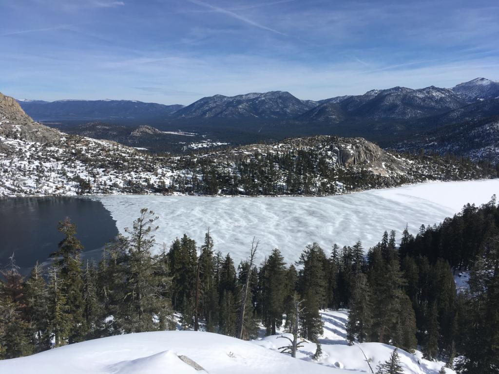  Partial ice/snow coverage on Echo Lake. 