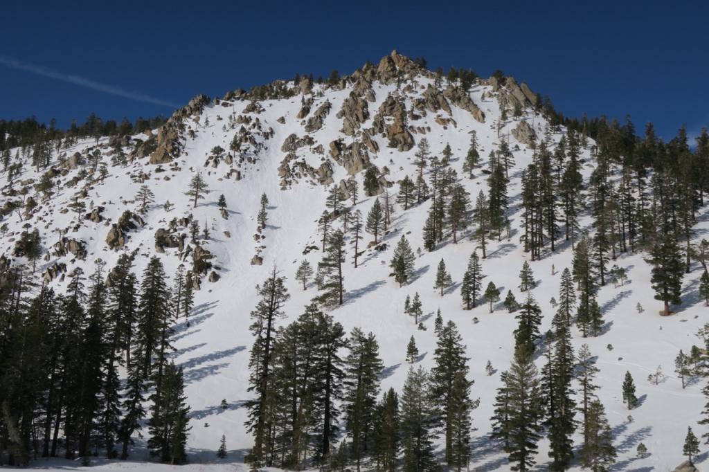  Older wet loose evidence visible on South facing slopes 