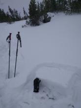 20 to 3 cm of snow on a N aspect at 9700 ft. Some facets existed at the bottom.