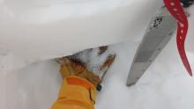 Facets under 25 cm slab in snowpit.