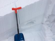 Snowpack layering at 9400' on N aspect.  18'' of snow, with a crust/facet combo below.