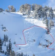 Overview of avalanche crown. The first ski cut is visible as well as where the skier stopped after releasing the loose sluff. 