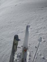 Minimal signs of wind effect from NE winds on ridgetop at ~8,000'. F hard surface snow with micro-sastrugi.