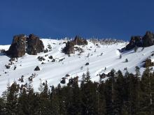 Good snow coverage on south slopes on Castle Peak