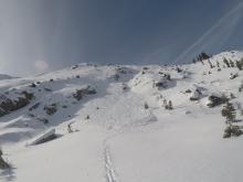 Small cliff ban to the lookers right of the affected slope is where I stopped.