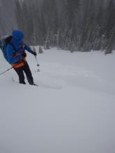 Small ski-kick-triggered wind slab avalanches on a wind loaded test slope 