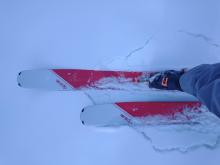 Breakable rain crust at 6,900' under 1 inch of new snow.