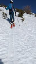 Shallow soft wet snow existed on sunny SE-S aspects by noon.