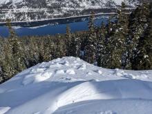 The avalanche wrapped back down from the main bowl into more N facing terrain. 