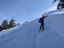 Looking at the crown on the deep natural avalanche near the top of Schallenberger Ridge.
