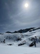 Multiple faint old crowns above Winnemucca Lake 