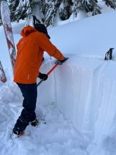 One of several snowpit tests at various locations targeting the old buried weak layers. None of them produced unstable results. 